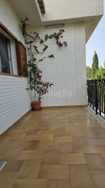 Foto 0ae53399-d490-48cc-a70c-16071fb7bc32. Xalet amb xemeneia aparcament piscina a La Conarda-Montesano Bétera