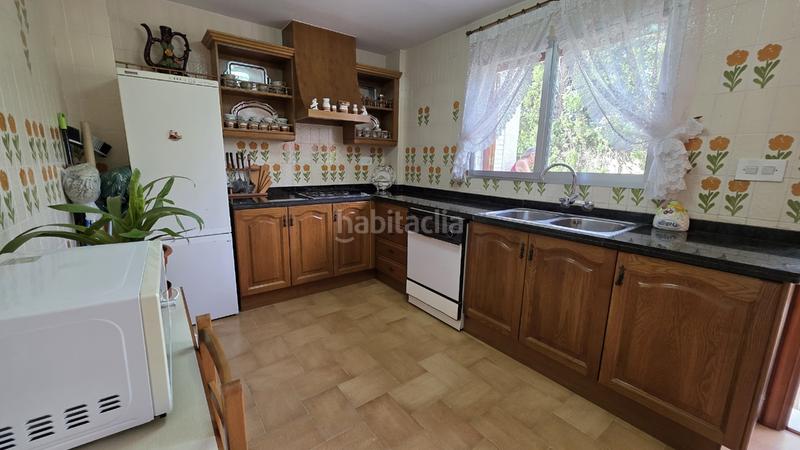 Foto 1732abb8-5845-4ccc-8dca-738a1dc30dd1. Xalet amb xemeneia aparcament piscina a La Conarda-Montesano Bétera