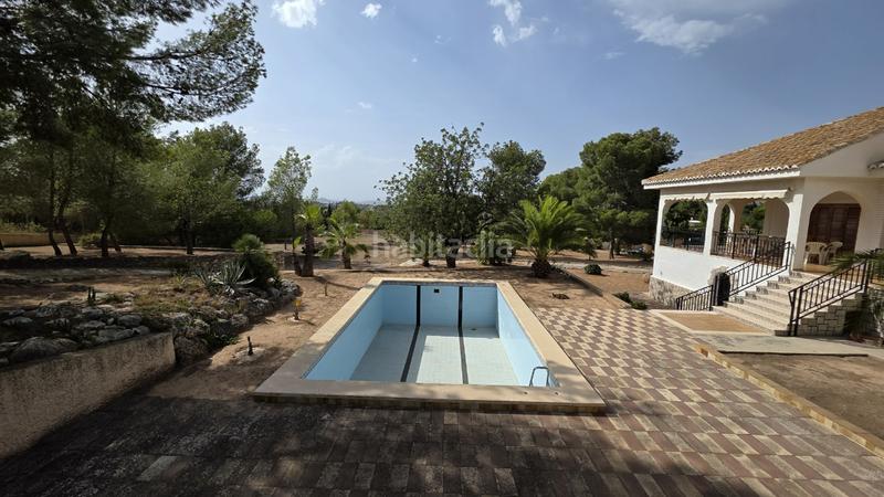 Foto 23834ced-e975-45bd-be20-1fd3aaa1bd1c. Xalet amb xemeneia aparcament piscina a La Conarda-Montesano Bétera