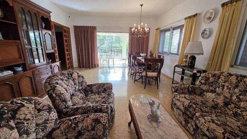 Foto 52362fc7-fcc9-48cb-871d-f12f1e89a7b7. Xalet amb xemeneia aparcament piscina a La Conarda-Montesano Bétera