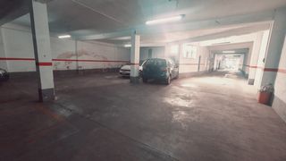 Car parking in Barrio de Patraix