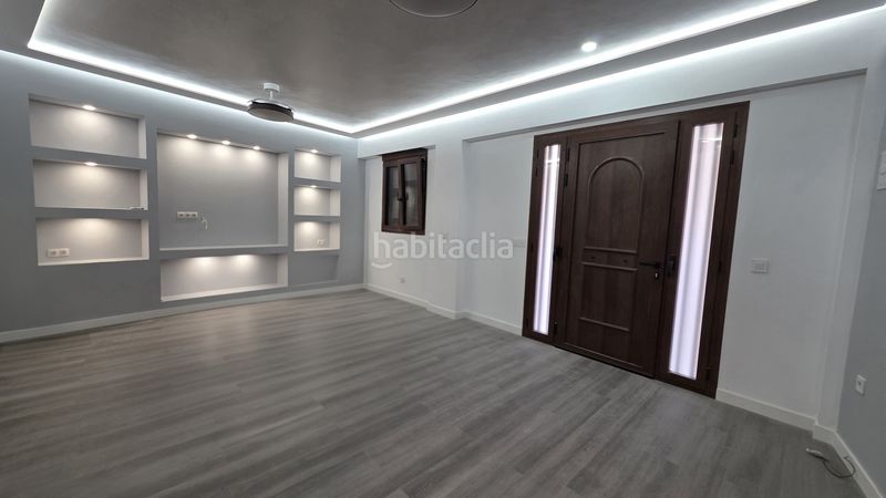 Foto b11c6fd6-b0bc-4359-b721-a9d7ec9bacf4. Pis a Picanya