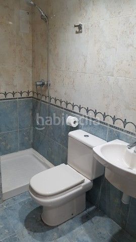 Foto 342390b4-7bdd-427d-81de-18f9a37b35a0. Rent flat with parking pool in La Constitución-Canaleta Mislata