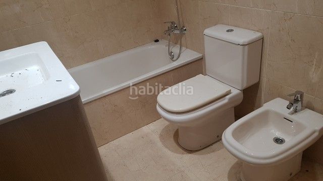 Foto 95f85454-5afa-480f-afad-40baea9499d9. Rent flat with parking pool in La Constitución-Canaleta Mislata
