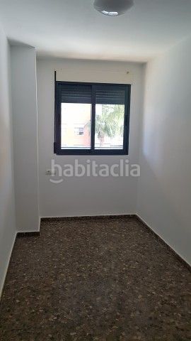 Foto b607a286-4114-49b7-9270-fbb9be95f67b. Rent flat with parking pool in La Constitución-Canaleta Mislata