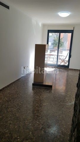 Foto d8f04866-51ba-4205-88ef-9070c7e95496. Rent flat with parking pool in La Constitución-Canaleta Mislata