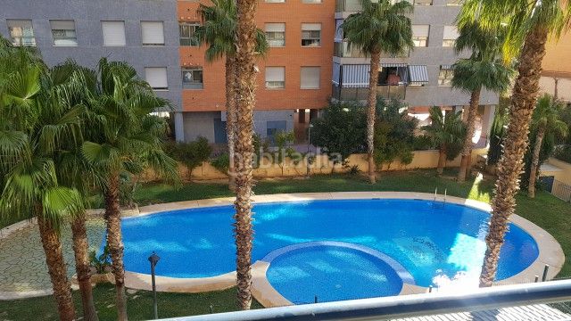 Foto e74501bc-2799-4184-9cf3-20fbb10d8026. Rent flat with parking pool in La Constitución-Canaleta Mislata