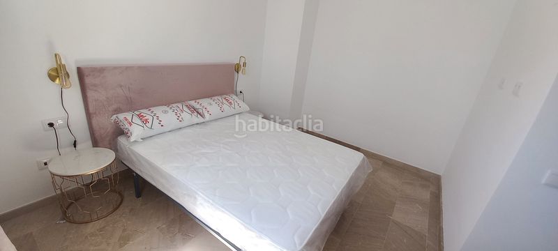Foto 52c2363e-a58d-4cd4-9afd-c2a0112d66b9. Casa aparellada a Quart de Poblet
