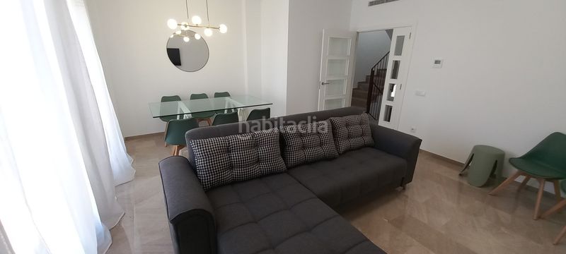 Foto 7b86a527-84ed-42eb-96cd-281b47424ecd. Casa aparellada a Quart de Poblet