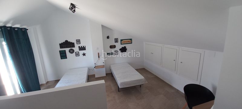 Foto 95c98677-7ea2-4c49-8ff9-5647636903c7. Casa aparellada a Quart de Poblet