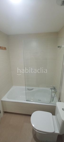 Foto 9f8e20f0-c2f6-4904-bba9-a51794964b80. Casa aparellada a Quart de Poblet