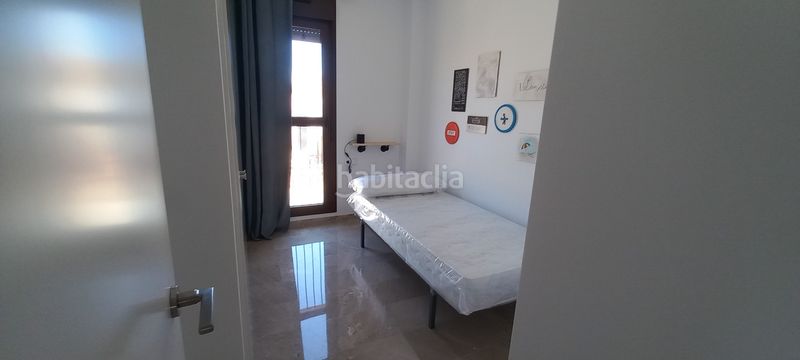 Foto c7766d9e-7d2b-497b-9baa-4646126d0ea8. Casa aparellada a Quart de Poblet
