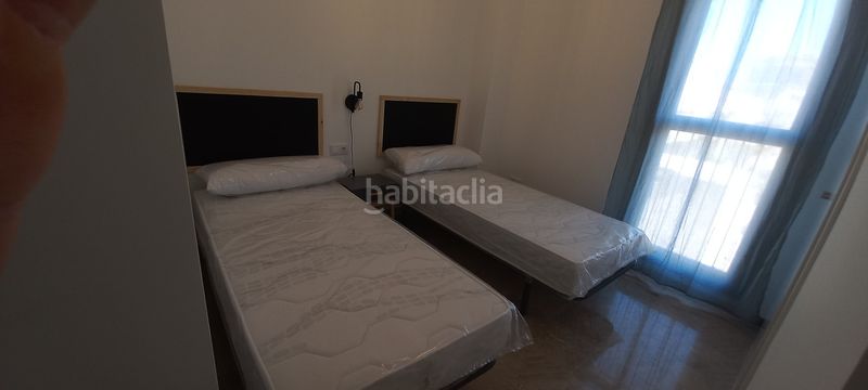 Foto e297c552-c50d-4259-ac3e-532c59f1663c. Casa aparellada a Quart de Poblet