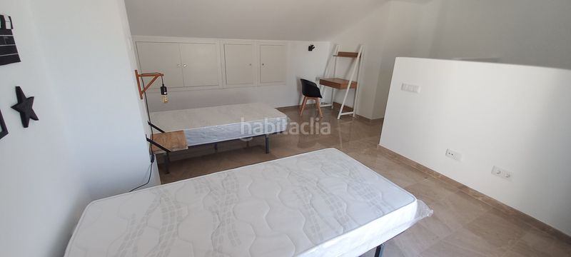 Foto fa28d7e8-98da-4666-83e8-312e560e6c82. Casa aparellada a Quart de Poblet
