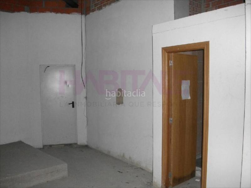 Foto d7c80122-69ab-4fba-88ca-b881125927eb. Lloguer local comercial a Zona Campus Universitario Burjassot