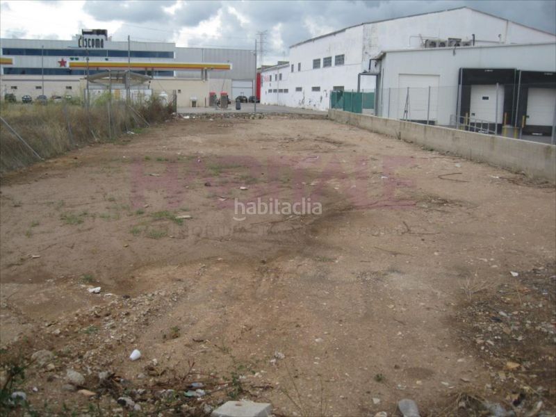 Foto 68f7c37d-9a3a-49c3-84a6-eb2260aa52ae. Area edificabile industriale in Aldaia