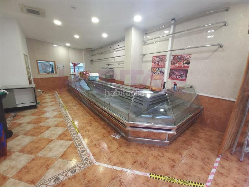 Foto d8dc7349-ae25-4e68-b333-6ea2f2737e83. Location local commercial dans Quart de Poblet