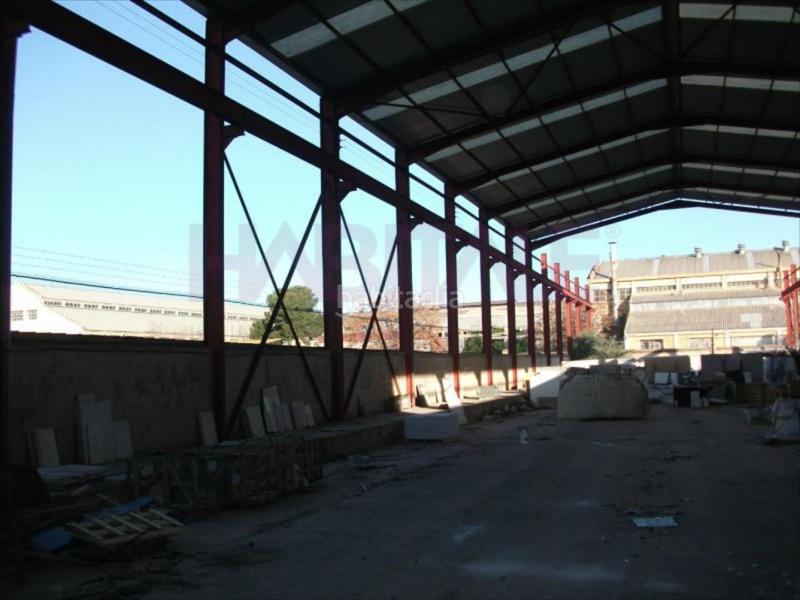 Foto 5e310ba9-8d50-43af-b6f0-0fd721e864ad. Bâtiment à usage industriel dans Quart de Poblet