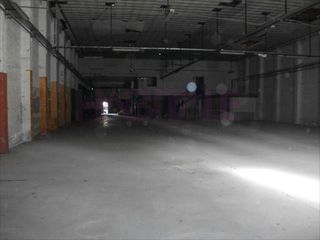 Terreny residencial en Aldaia. Nave para derribar y construir entre medianeras en el barrio del