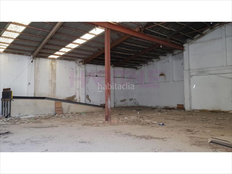 Foto 06771447-f41c-4419-bd9b-60c33ae92e9e. Location bâtiment à usage industriel dans Polígono del Aeropuerto Manises