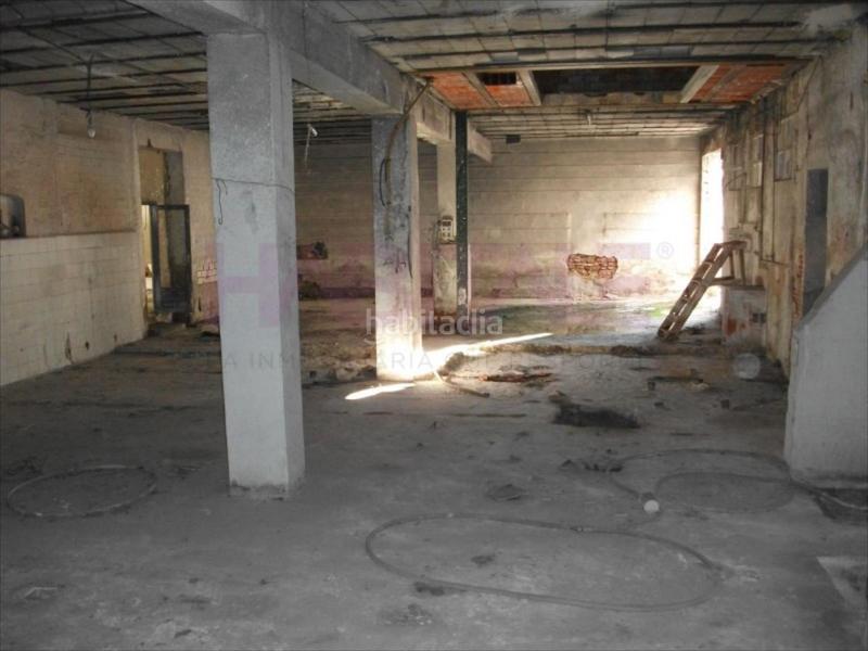 Foto 2621599b-9cc8-429e-ba0b-170ca3462082. Location bâtiment à usage industriel dans Polígono del Aeropuerto Manises