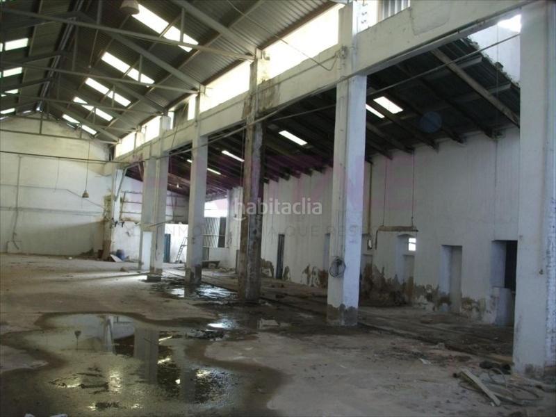 Foto 6ab378ae-152c-45d4-9873-908383726fcd. Capannone industriale in Polígono del Aeropuerto Manises