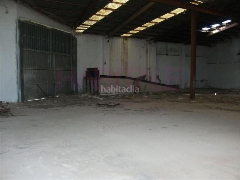 Foto de3dc254-5724-4cf9-bd8e-deae6b22c551. Capannone industriale in Polígono del Aeropuerto Manises