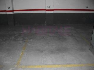 Parking voiture à Pobla de Farnals. Plaza de garaje en planta 1, acceso por rampa, medidas 2,34 x 4,