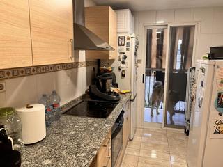 Appartement à Vilamarxant. Ref 2587c se vende vivienda seminueva en vilamarxant, dispone de