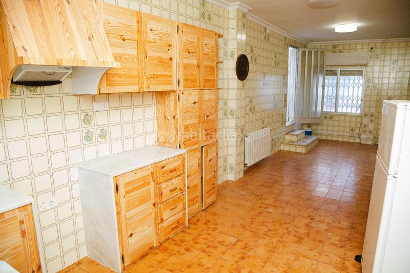 Foto 05fe9beb-085c-493b-8ea0-7121eacd5a99. Casa amb piscina a Riba - roja de Túria