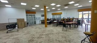 Miete Fabrikhalle in Aldaia. Bar restaurante en poligono