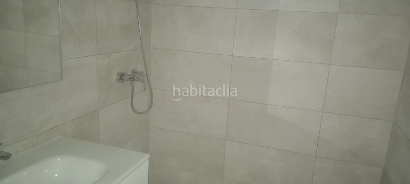 Foto c5fbbae5-34a9-4952-a6b7-549a11d39299. Pis amb piscina a Quart de Poblet