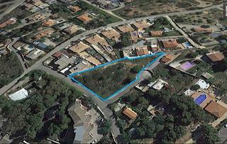 Terreny residencial a Las Pedrizas. Parcela urbana en urb. las pedrizas chiva esquinera