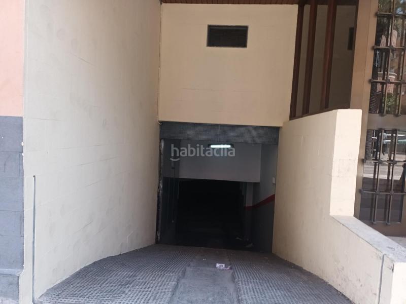 Foto 1af0216e-a1b9-4e3c-947c-0a73006c47db. Parking voiture dans avinguda dos de maig 32 dans Alaquàs