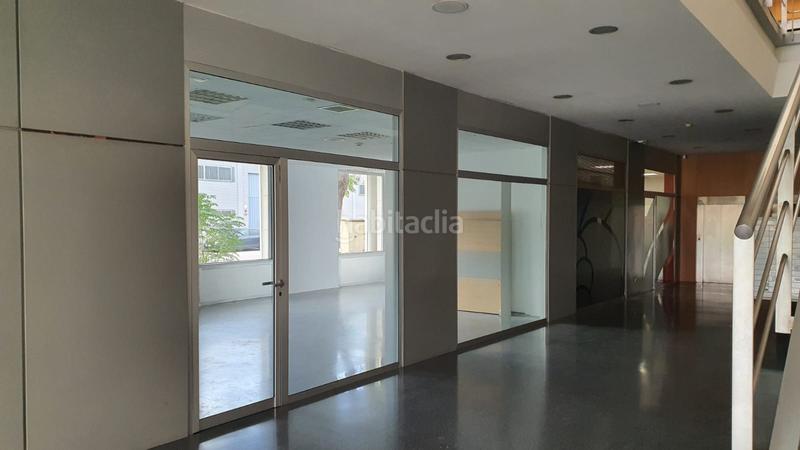 Foto a806dfb9-a15c-4129-81f8-193cdd17a4fa. Alquiler local comercial fantastico localoficina en alquiler en alaquas en Alaquàs