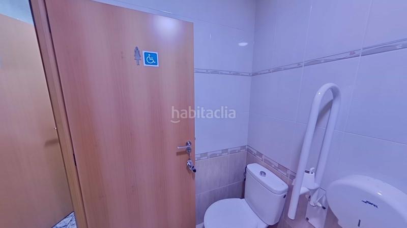 Foto 3de414e3-e797-426d-88db-6456035e145f. Local commercial dans Aldaia