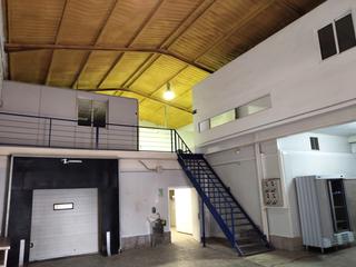 Nau industrial a Riba - roja de Túria. Nave frigorifica lista para su uso en polig. oliveral ribarroja