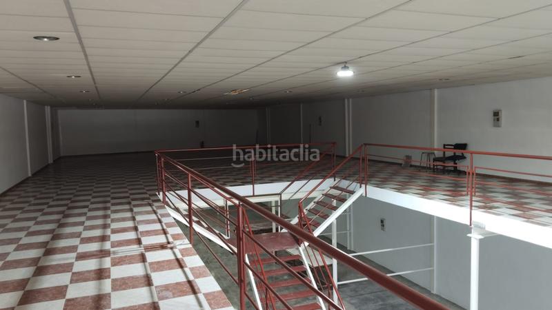 Foto f9d93b19-ad95-4352-98c9-94aff63aabac. Location bâtiment à usage industriel dans Aldaia