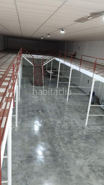 Foto 304f80a2-06fe-4598-b708-469137d893d7. Rent industrial building in Aldaia