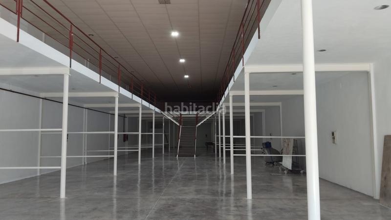Foto 56f3530a-9ce1-4ed9-bebd-2d322e09b7e4. Rent industrial building in Aldaia