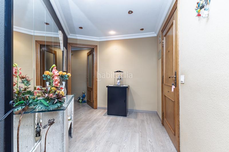 Foto 139d1303-9a8b-48a7-b571-c0d15d064e6e. Piso amplia vivienda de 5 dormitorios con garaje y trastero incluidos en el precio. en Alaquàs