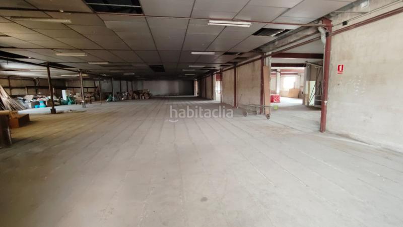 Foto 194f2300-5081-462f-b28b-9763d0f2cc60. Lloguer nau industrial a Aldaia