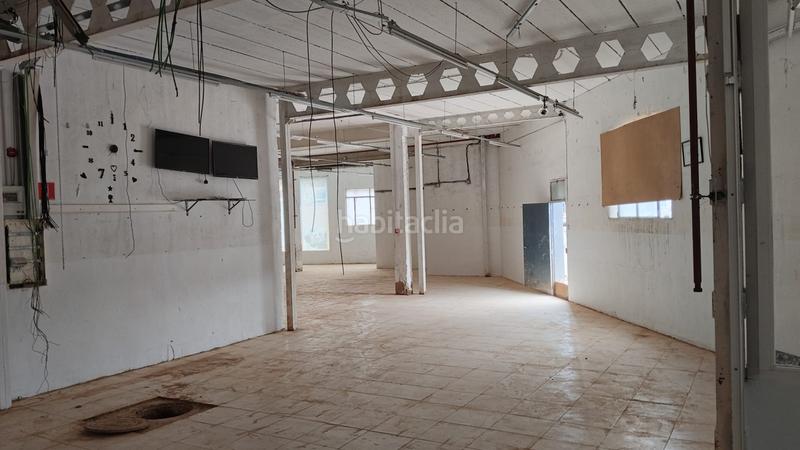 Foto 1d5ae817-dab3-4712-b173-ee656d0c234d. Lloguer nau industrial a Aldaia