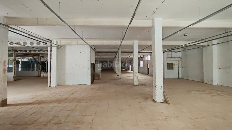 Foto 7ab425ab-c100-45be-b11b-1c7ef2de3885. Lloguer nau industrial a Aldaia