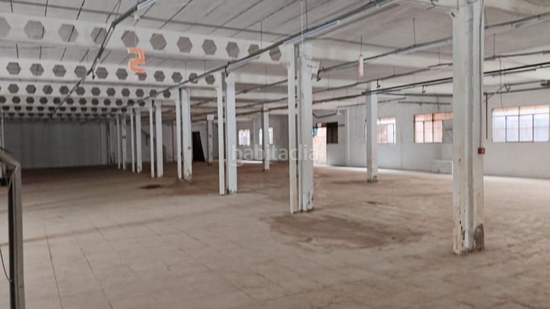 Foto 93d18290-3ab8-434c-a397-3e8b9e249756. Lloguer nau industrial a Aldaia