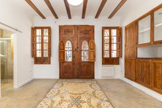 Casa a Aldaia - cl santa barbara 3. Casa con alma en pleno centro de aldaia espacios únicos, materia