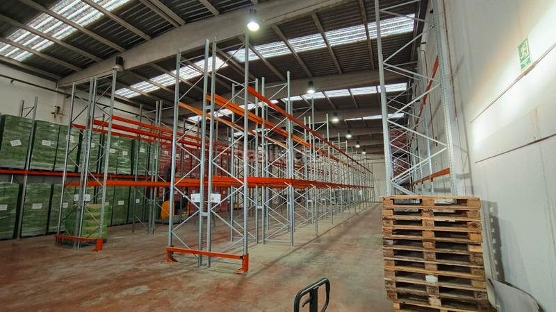 Foto 5fb168a0-c23c-4977-a36d-0268227317e0. Affitto capannone industriale in Alaquàs