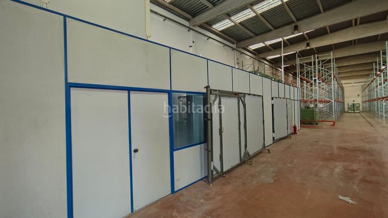 Foto 6baf345c-d131-4d43-be9e-83710e026acb. Affitto capannone industriale in Alaquàs