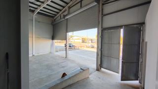 Location Bâtiment à usage industriel à Silla. Nave de 750 m2. en alquiler en primera linea del polig. de silla