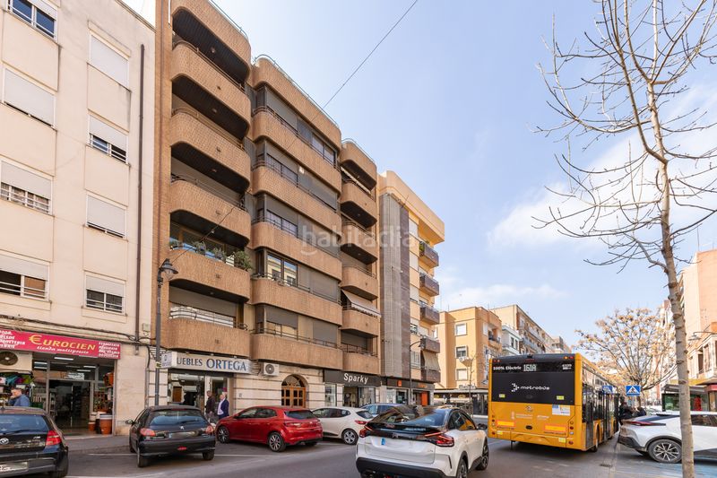 Foto f91a3558-77a9-4565-a46e-cccd7e27e531. Pis amb calefacció aparcament a Alaquàs